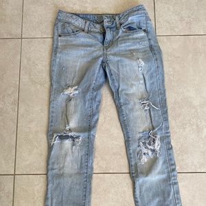 SKINNY STRAIGHT LEG JEANS